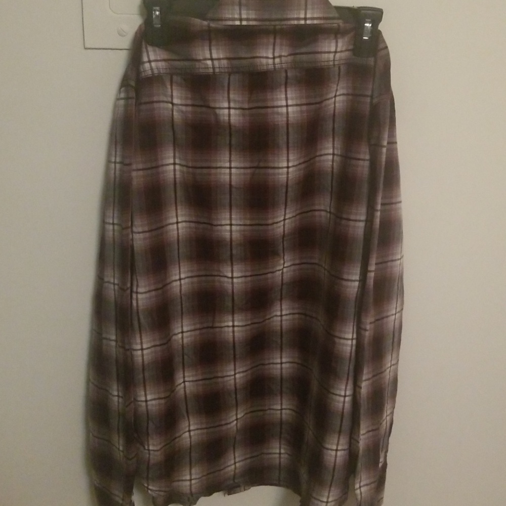 Shirt - Picture 3 of 4